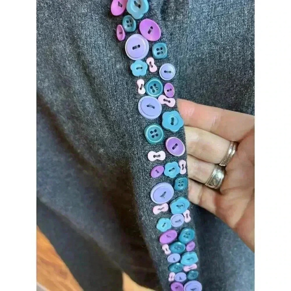 David Brooks Wool Blend Sweater Cardigan Flower Bow Buttons Size S - Picture 2 of 8